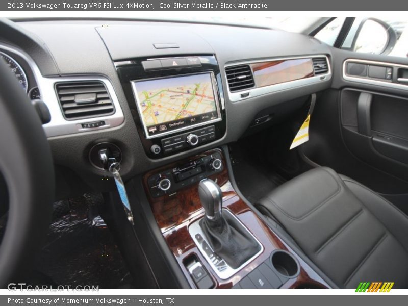 Cool Silver Metallic / Black Anthracite 2013 Volkswagen Touareg VR6 FSI Lux 4XMotion