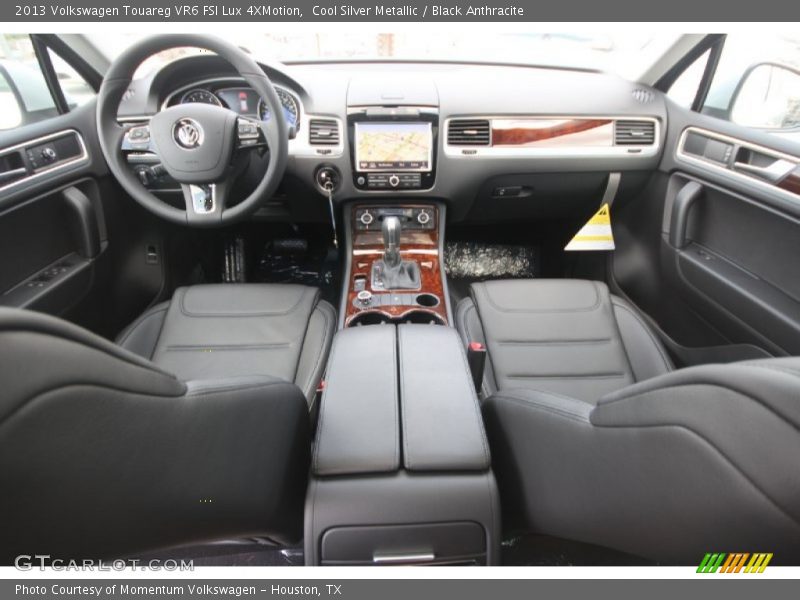 Cool Silver Metallic / Black Anthracite 2013 Volkswagen Touareg VR6 FSI Lux 4XMotion