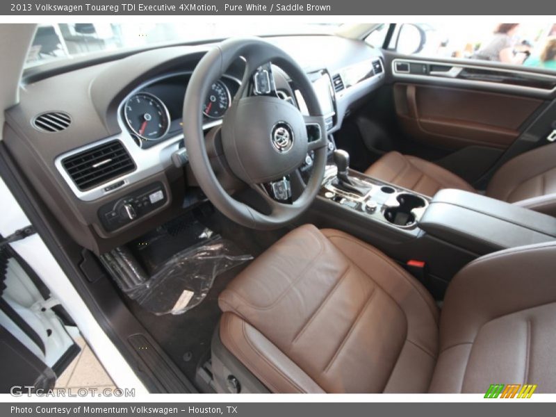 Saddle Brown Interior - 2013 Touareg TDI Executive 4XMotion 