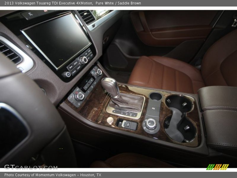 Pure White / Saddle Brown 2013 Volkswagen Touareg TDI Executive 4XMotion