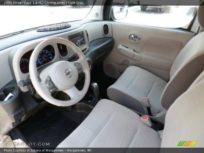 Chrome Silver / Light Gray 2009 Nissan Cube 1.8 SL