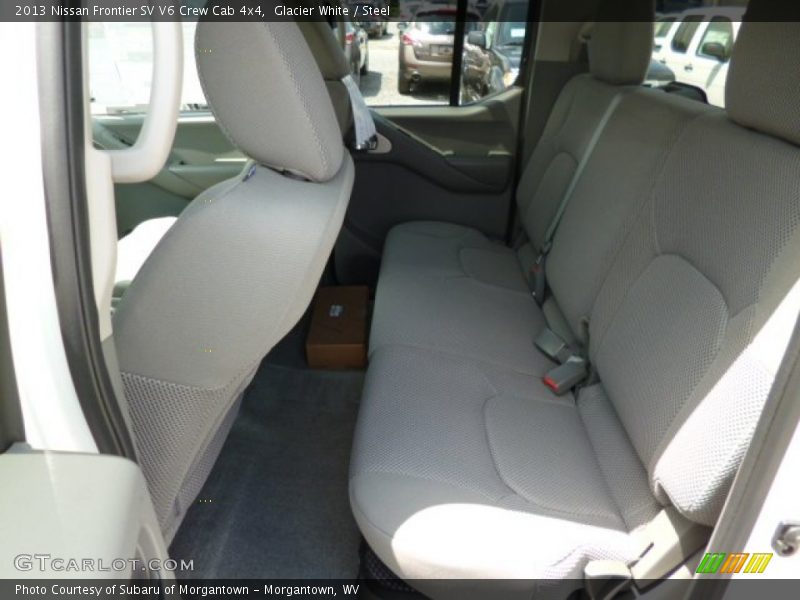 Glacier White / Steel 2013 Nissan Frontier SV V6 Crew Cab 4x4