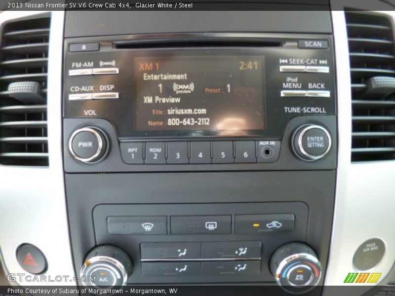 Glacier White / Steel 2013 Nissan Frontier SV V6 Crew Cab 4x4