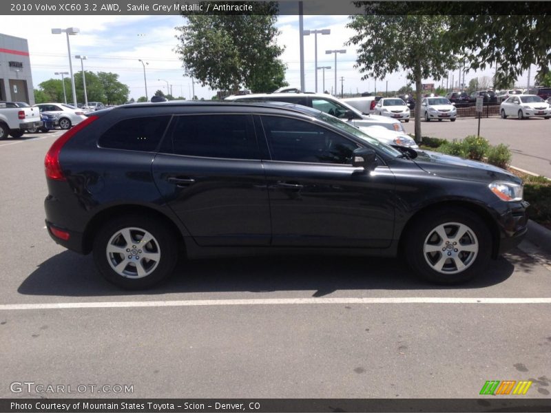 Savile Grey Metallic / Anthracite 2010 Volvo XC60 3.2 AWD