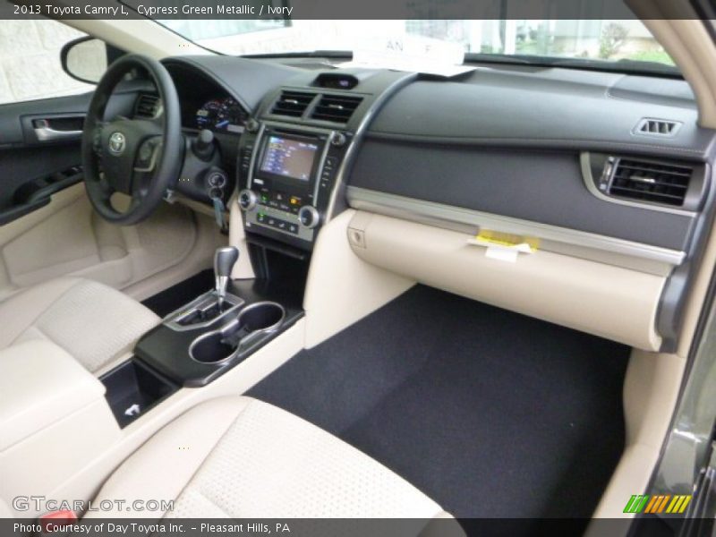 Cypress Green Metallic / Ivory 2013 Toyota Camry L