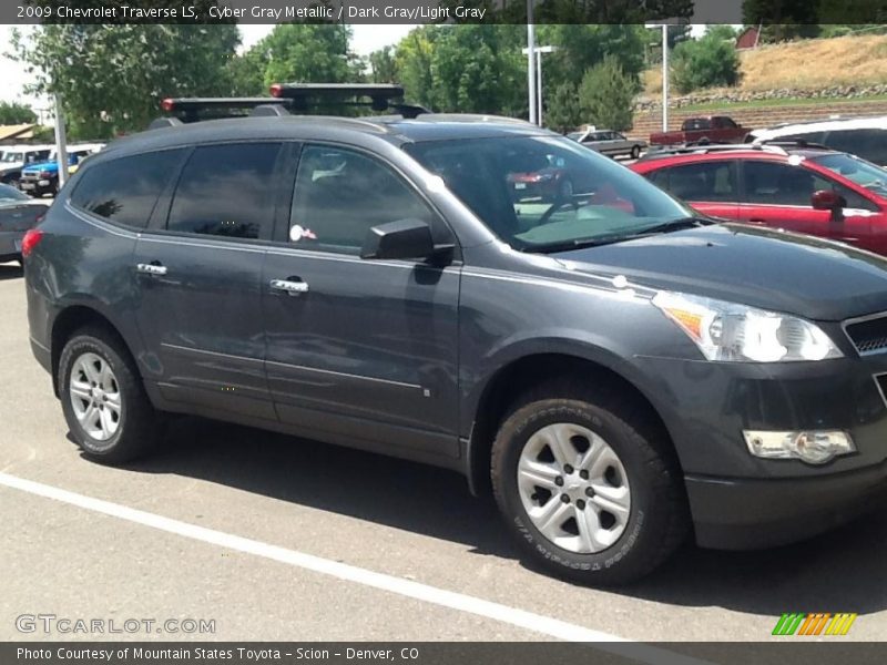 Cyber Gray Metallic / Dark Gray/Light Gray 2009 Chevrolet Traverse LS