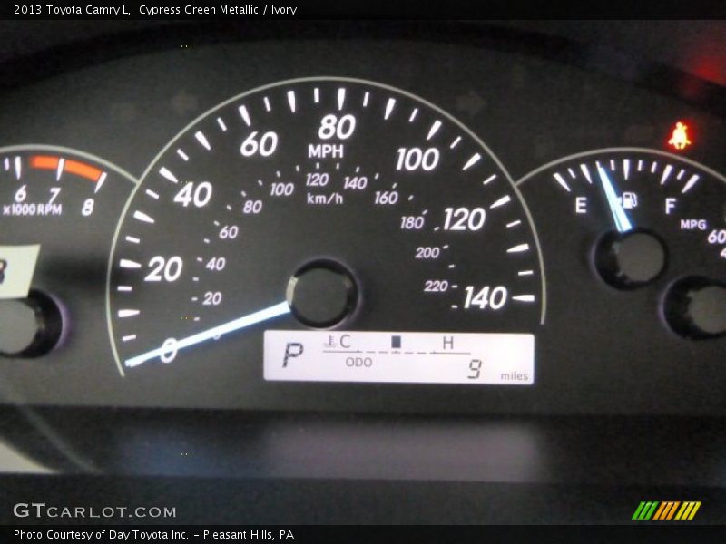 Cypress Green Metallic / Ivory 2013 Toyota Camry L