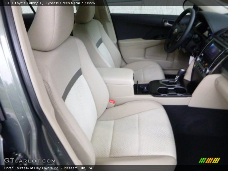 Cypress Green Metallic / Ivory 2013 Toyota Camry LE