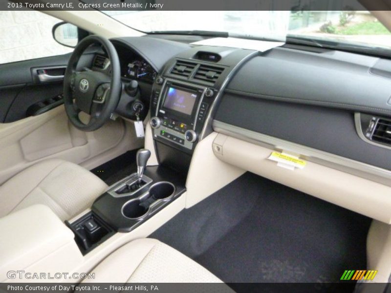 Cypress Green Metallic / Ivory 2013 Toyota Camry LE