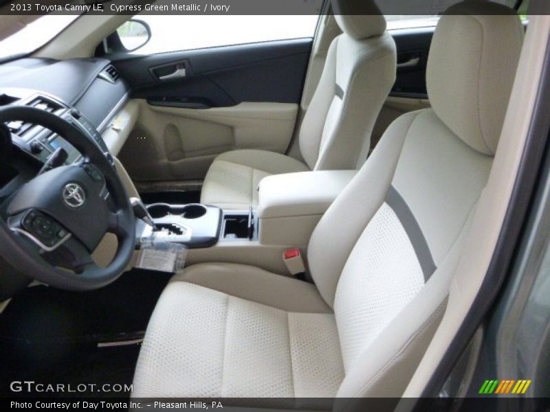 Cypress Green Metallic / Ivory 2013 Toyota Camry LE