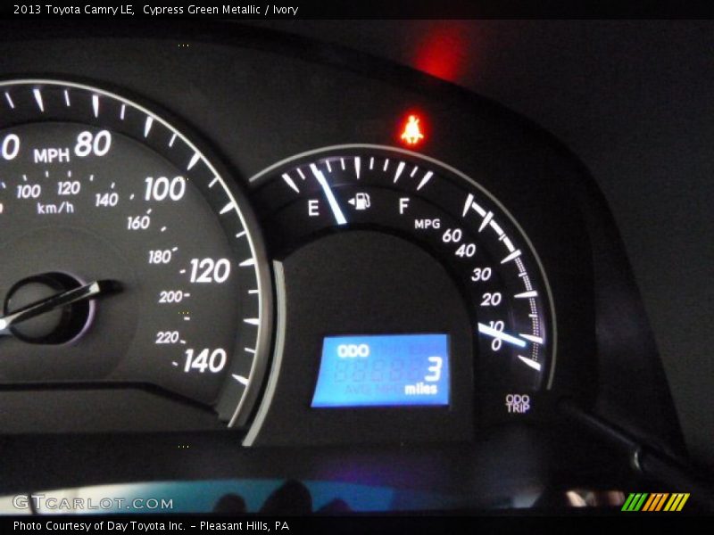 Cypress Green Metallic / Ivory 2013 Toyota Camry LE