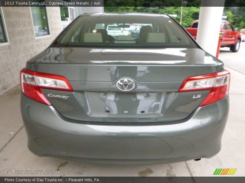 Cypress Green Metallic / Ash 2013 Toyota Camry LE