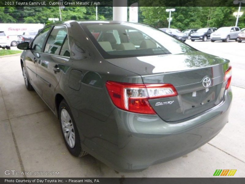 Cypress Green Metallic / Ash 2013 Toyota Camry LE