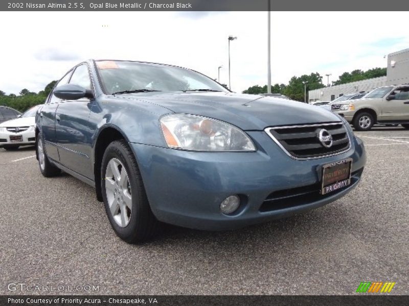 Opal Blue Metallic / Charcoal Black 2002 Nissan Altima 2.5 S