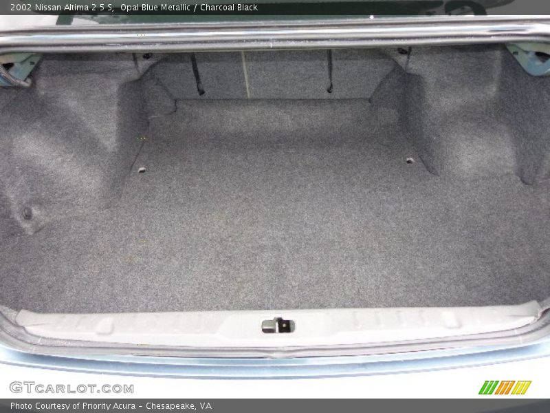 Opal Blue Metallic / Charcoal Black 2002 Nissan Altima 2.5 S