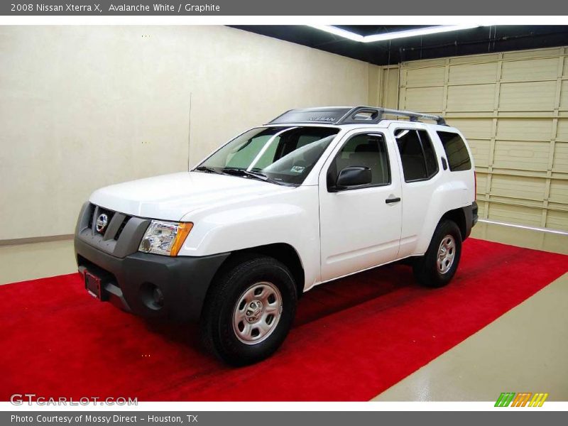 Avalanche White / Graphite 2008 Nissan Xterra X