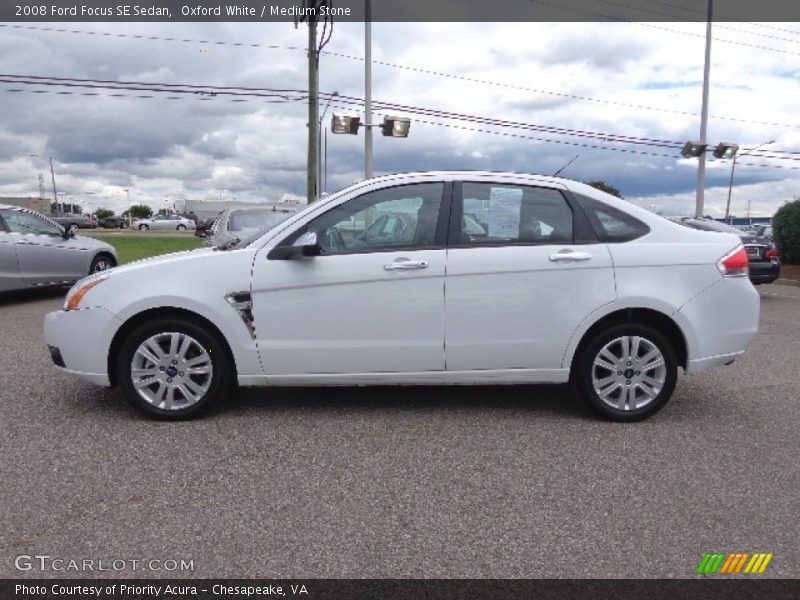 Oxford White / Medium Stone 2008 Ford Focus SE Sedan