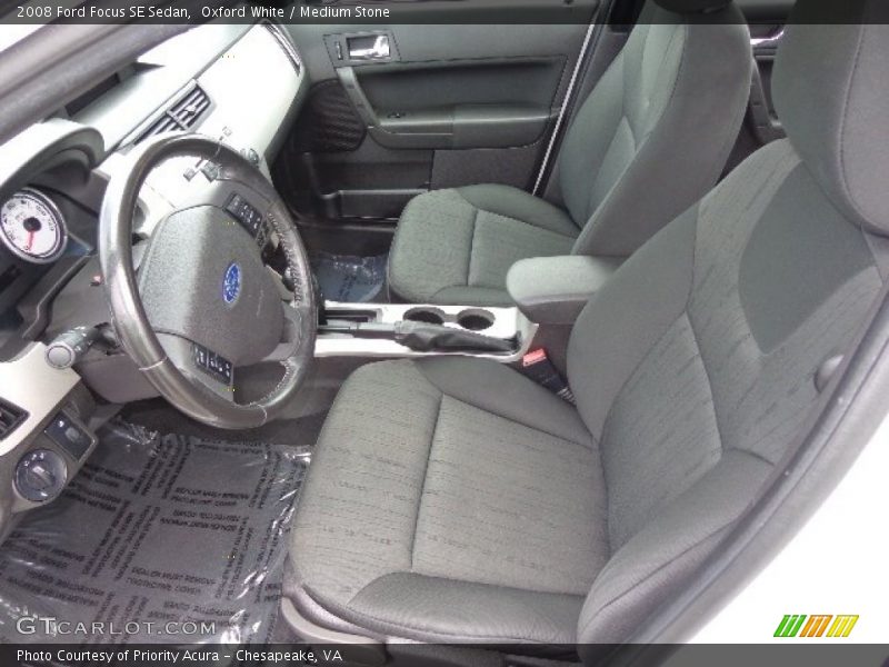 Oxford White / Medium Stone 2008 Ford Focus SE Sedan