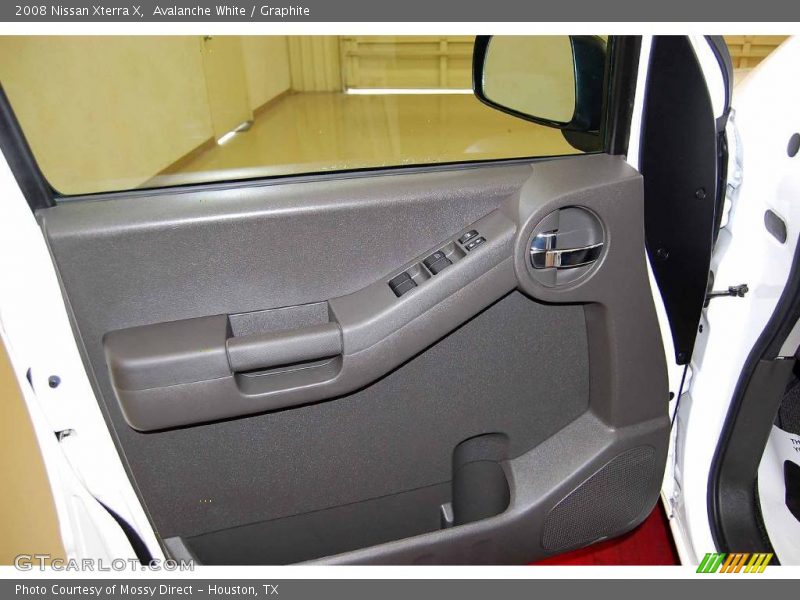 Avalanche White / Graphite 2008 Nissan Xterra X
