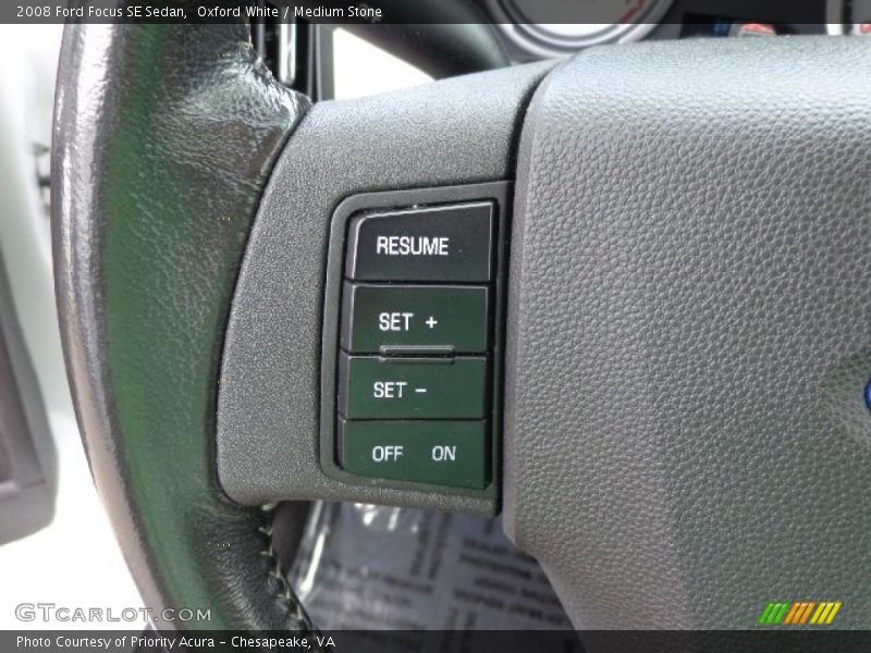 Oxford White / Medium Stone 2008 Ford Focus SE Sedan