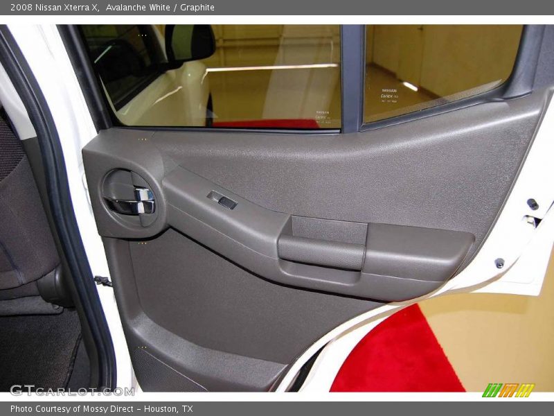 Avalanche White / Graphite 2008 Nissan Xterra X