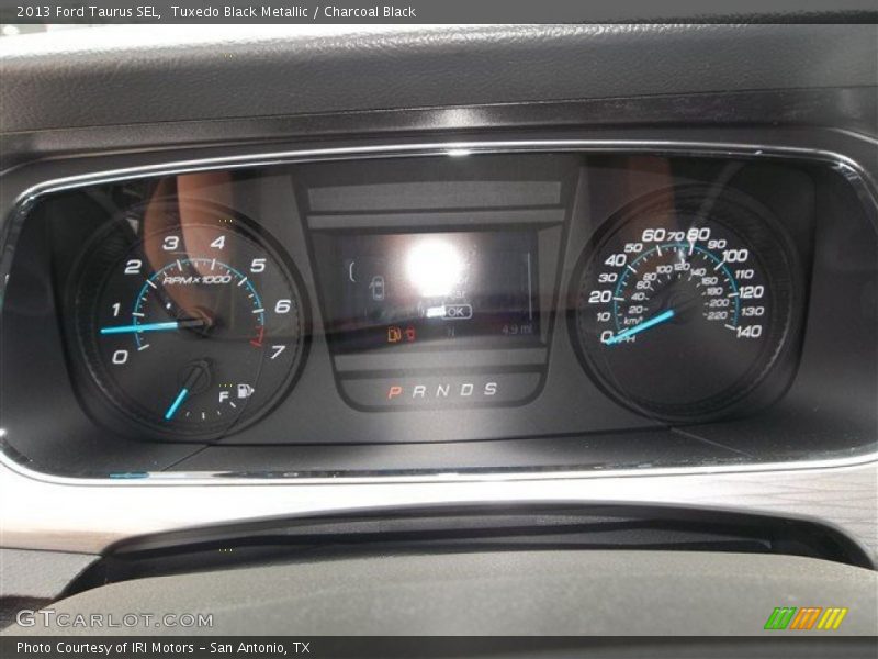 Tuxedo Black Metallic / Charcoal Black 2013 Ford Taurus SEL