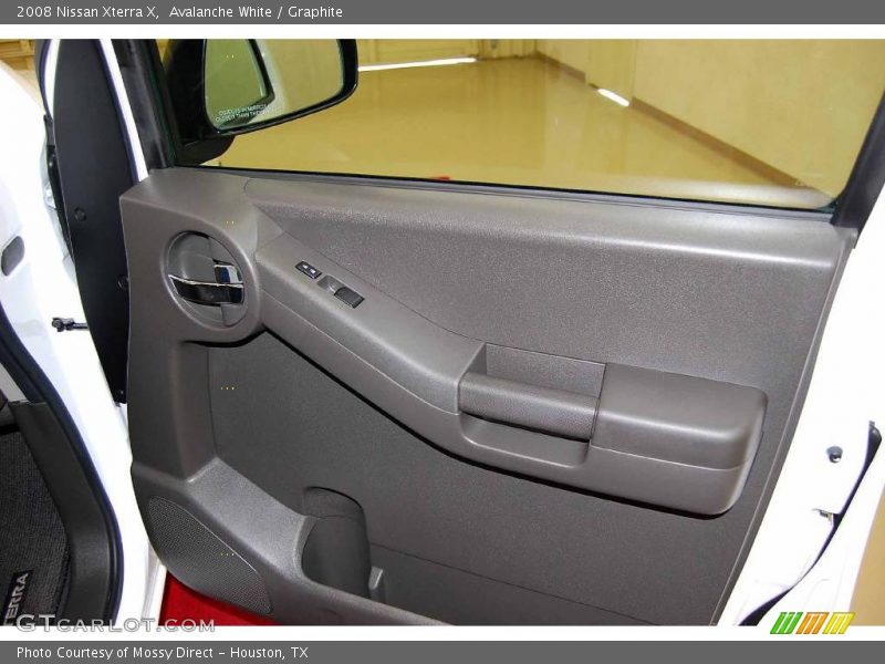 Avalanche White / Graphite 2008 Nissan Xterra X