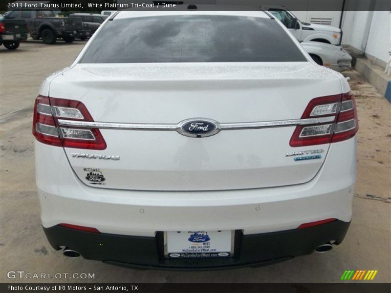 White Platinum Tri-Coat / Dune 2013 Ford Taurus Limited