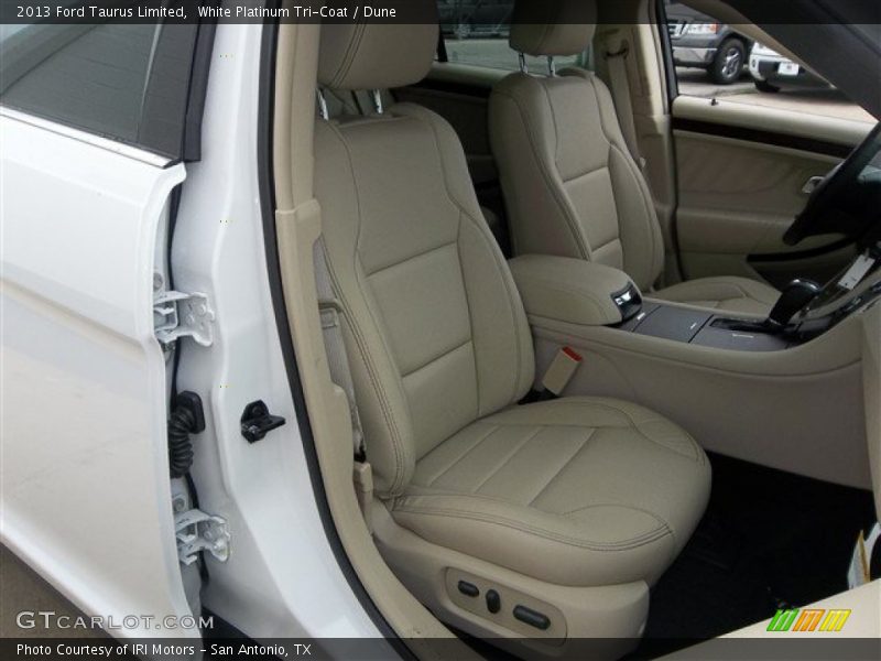 White Platinum Tri-Coat / Dune 2013 Ford Taurus Limited