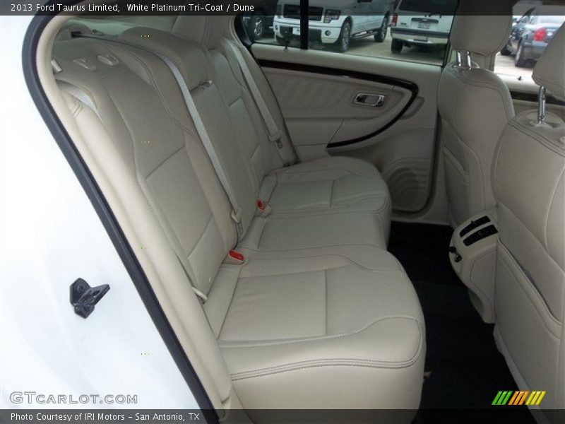White Platinum Tri-Coat / Dune 2013 Ford Taurus Limited