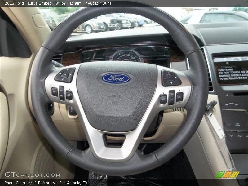 White Platinum Tri-Coat / Dune 2013 Ford Taurus Limited