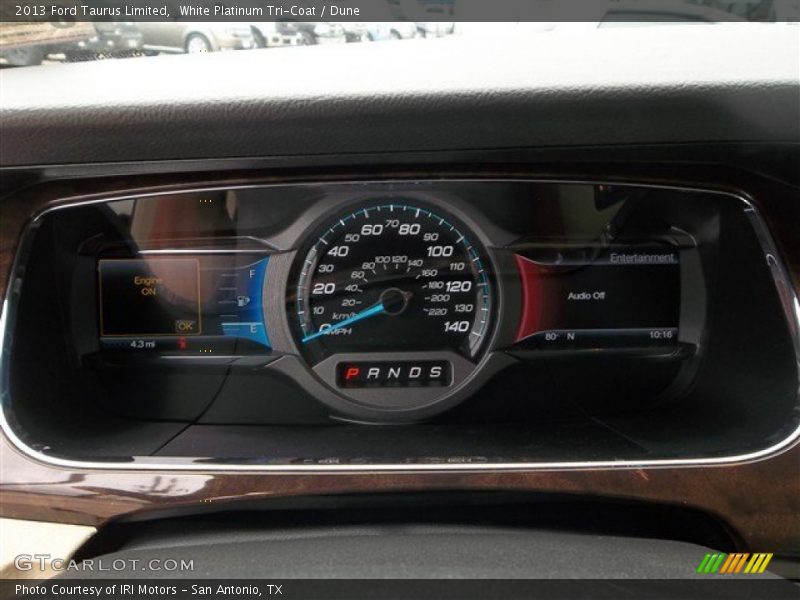 White Platinum Tri-Coat / Dune 2013 Ford Taurus Limited