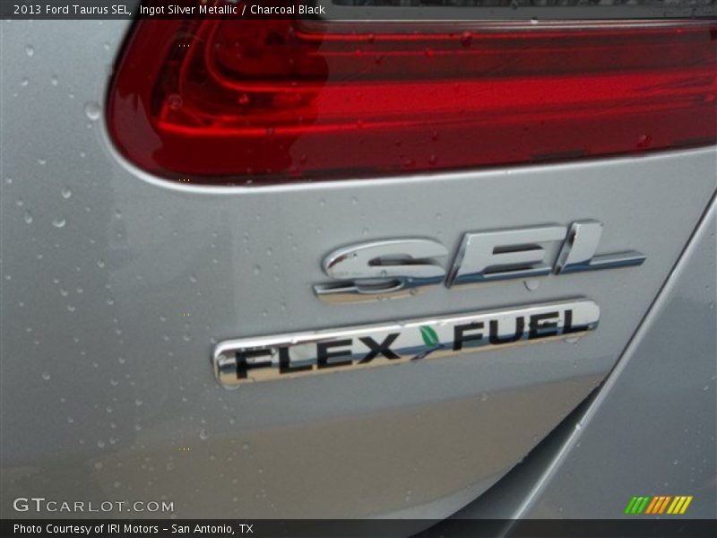 Ingot Silver Metallic / Charcoal Black 2013 Ford Taurus SEL
