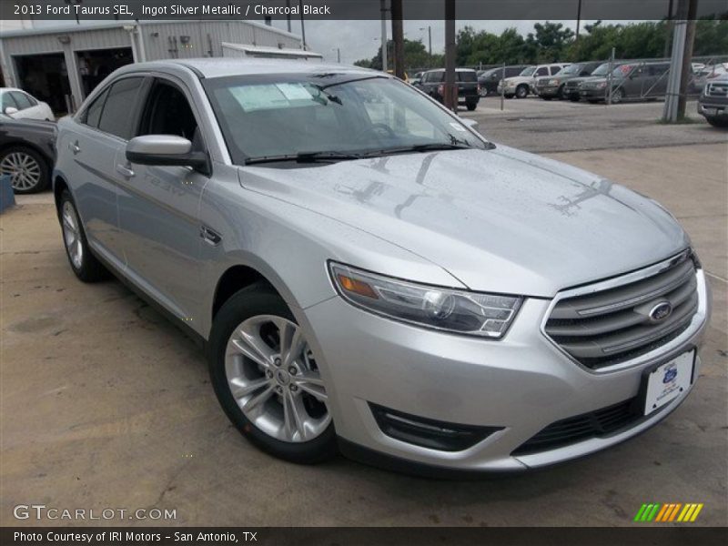 Ingot Silver Metallic / Charcoal Black 2013 Ford Taurus SEL