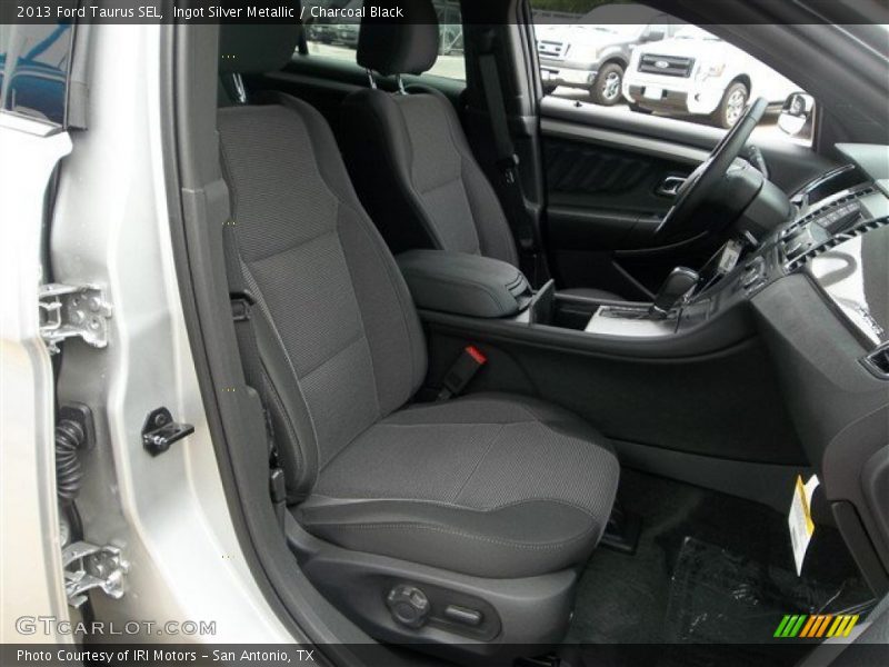 Ingot Silver Metallic / Charcoal Black 2013 Ford Taurus SEL