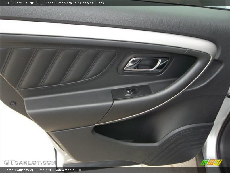 Ingot Silver Metallic / Charcoal Black 2013 Ford Taurus SEL