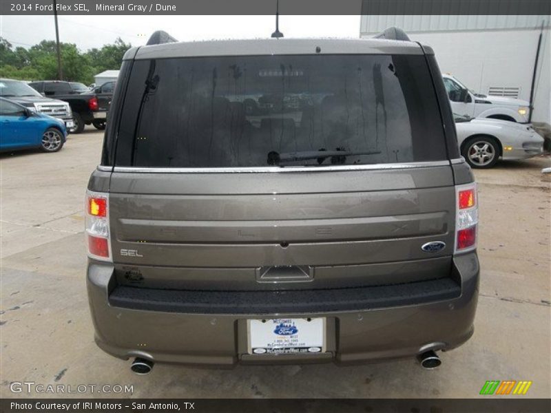 Mineral Gray / Dune 2014 Ford Flex SEL