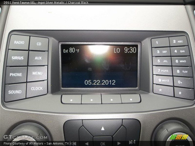 Ingot Silver Metallic / Charcoal Black 2013 Ford Taurus SEL