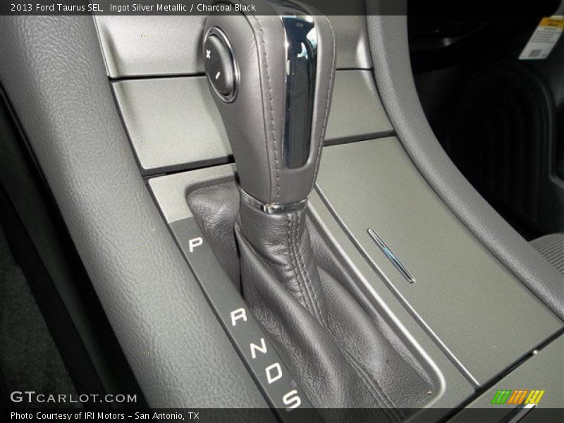 Ingot Silver Metallic / Charcoal Black 2013 Ford Taurus SEL