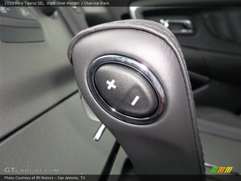 Ingot Silver Metallic / Charcoal Black 2013 Ford Taurus SEL