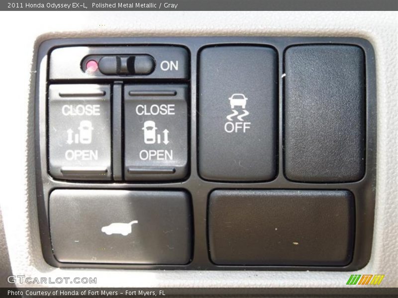 Polished Metal Metallic / Gray 2011 Honda Odyssey EX-L
