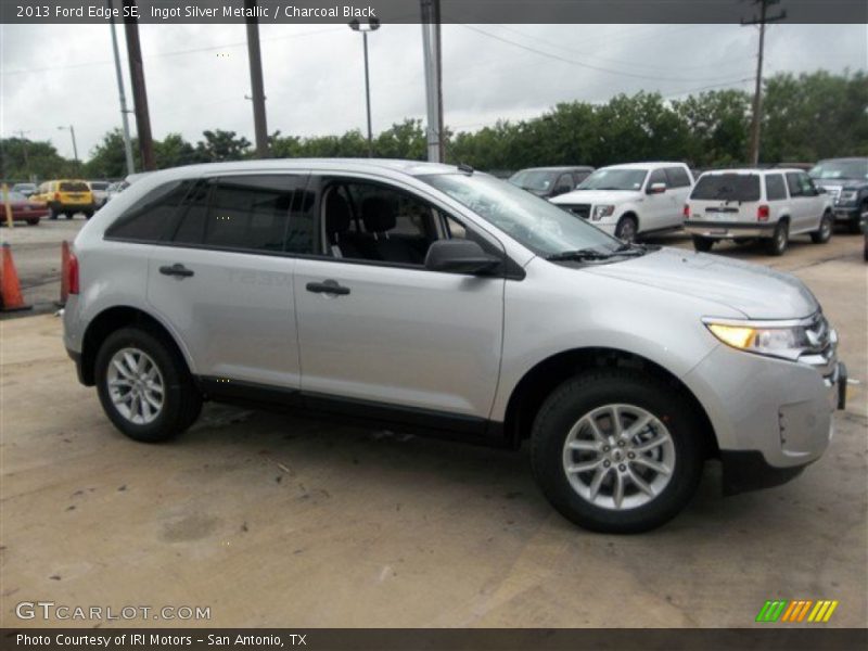 Ingot Silver Metallic / Charcoal Black 2013 Ford Edge SE