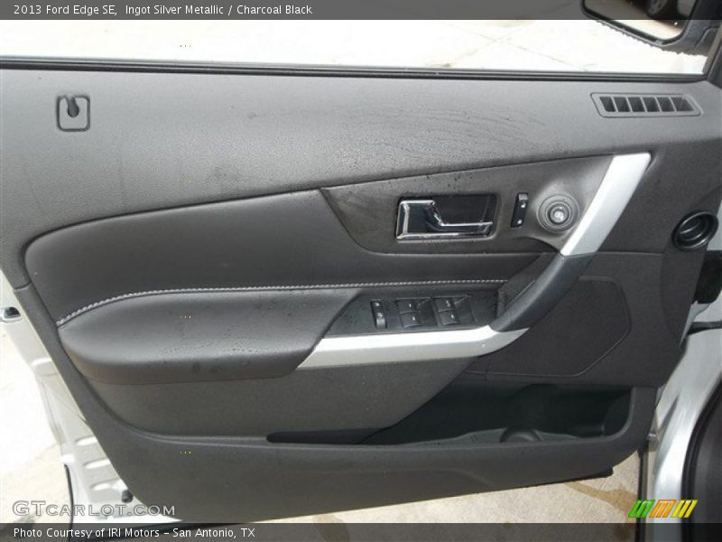 Ingot Silver Metallic / Charcoal Black 2013 Ford Edge SE