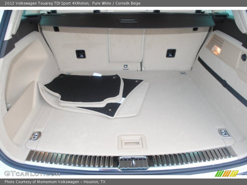 Pure White / Cornsilk Beige 2013 Volkswagen Touareg TDI Sport 4XMotion