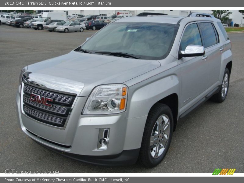 Front 3/4 View of 2013 Terrain SLT