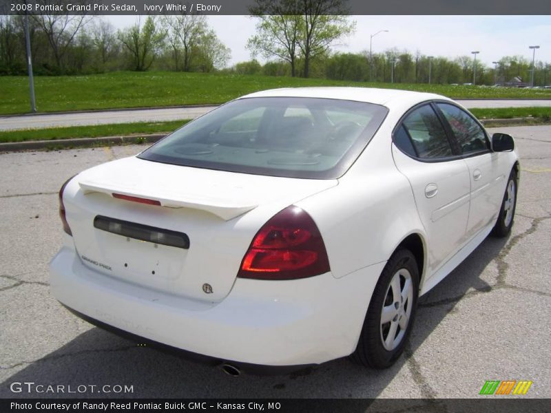 Ivory White / Ebony 2008 Pontiac Grand Prix Sedan