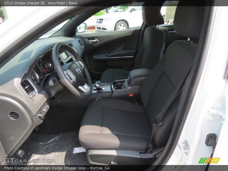 Ivory Pearl / Black 2013 Dodge Charger SE