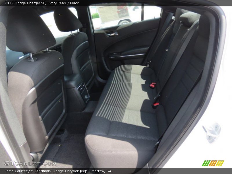 Ivory Pearl / Black 2013 Dodge Charger SE