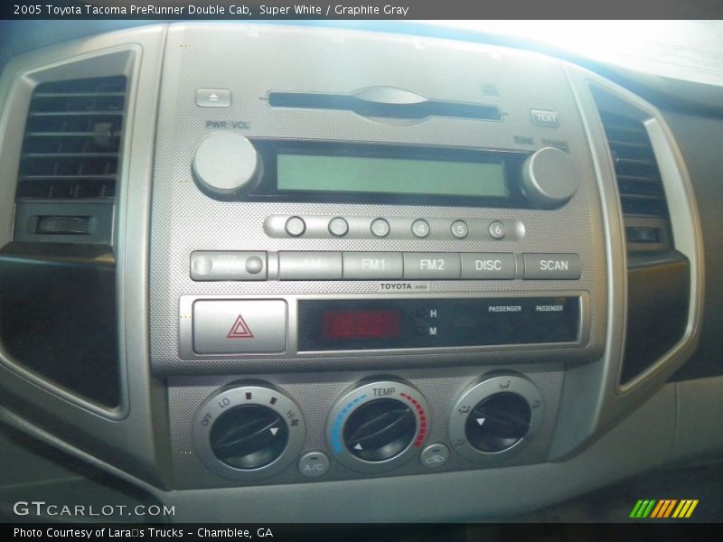 Super White / Graphite Gray 2005 Toyota Tacoma PreRunner Double Cab
