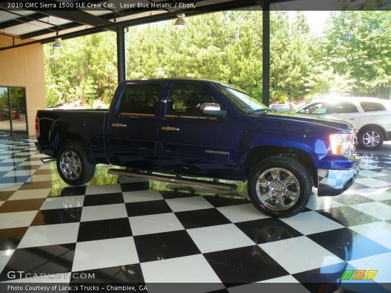Laser Blue Metallic / Ebony 2010 GMC Sierra 1500 SLE Crew Cab